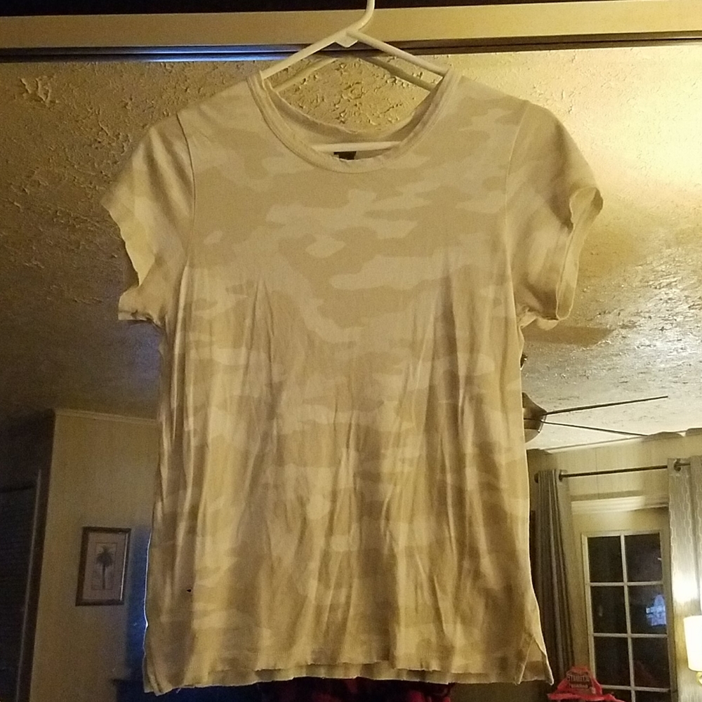Aerie top